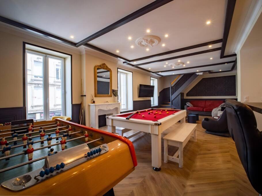 Mega Jeanne D'Arc Billard Baby Foot Logements Insolites Nancy Exterior photo